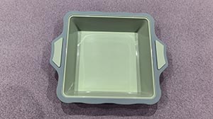Square baking tray